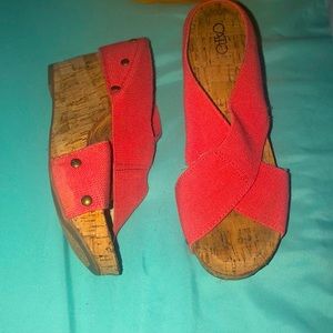 Wedge shoes